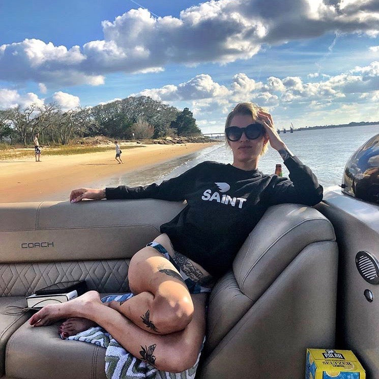 <strong>Alexz Graves</strong>